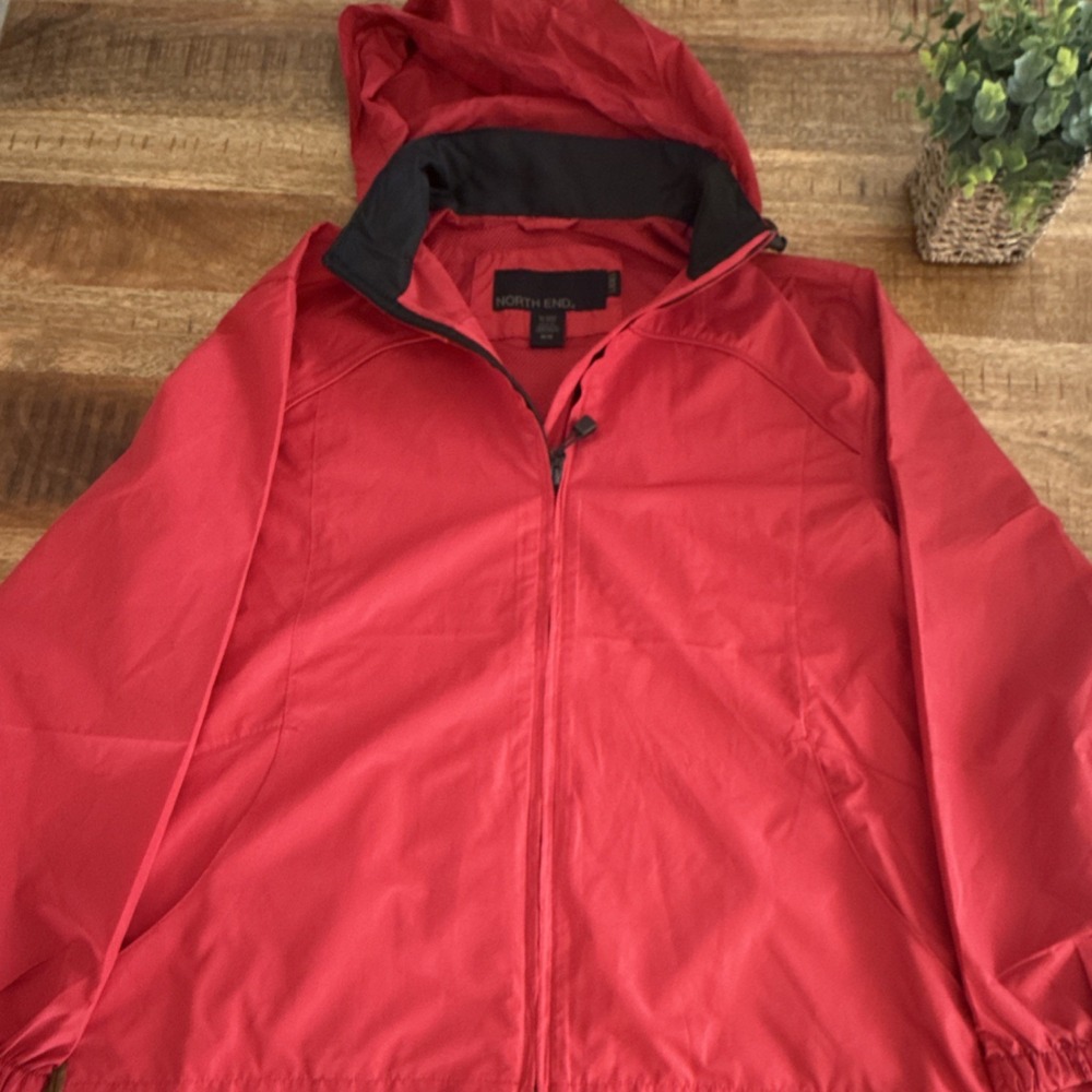 North End Women's Red Hooded Jacket Medium Full Zip Lightweight Windbreaker